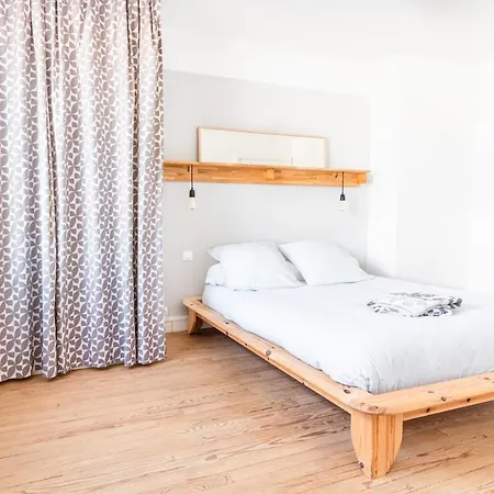 Cosy 200m De La Plage Apartment *